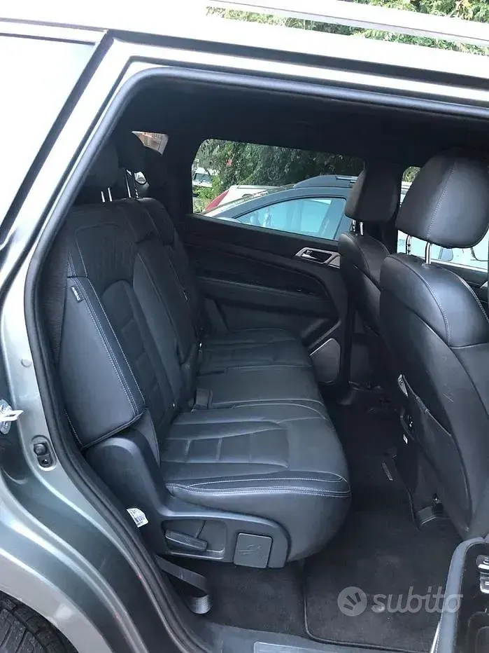 Usata SsangYong Rexton 181 CV (133 kW) 2018 Verde SUV