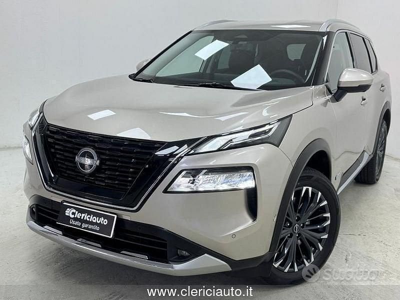 Usata Nissan X-Trail Tekna 213 CV (156 kW) 2024 Beige SUV