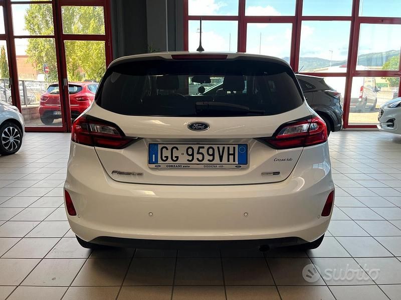 Usata Ford Fiesta Titanium 125 CV (91 kW) 2022 Bianco Berlina