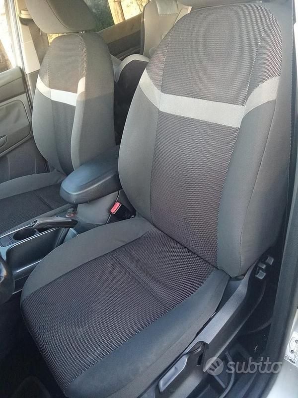 Usata Ford Kuga Individual 136 CV (100 kW) 2009 Grigio SUV