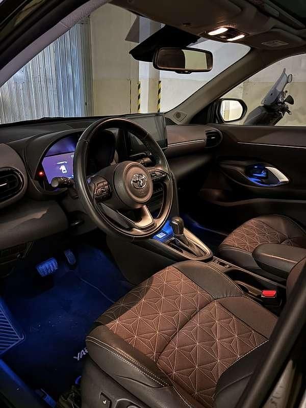 Usata Toyota Yaris Cross Lounge 92 CV (67 kW) 2023 SUV