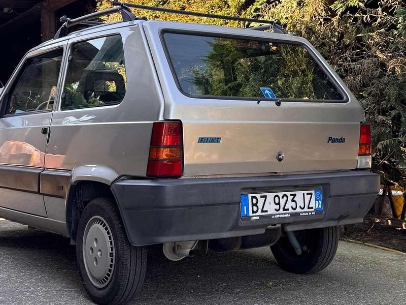 Usata Fiat Panda Young 54 CV (39 kW) 2002 Grigio Berlina