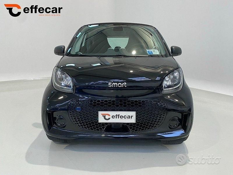 Usata Smart ForTwo Coupé 41 kW (56 CV) 2020 Nero Utilitaria