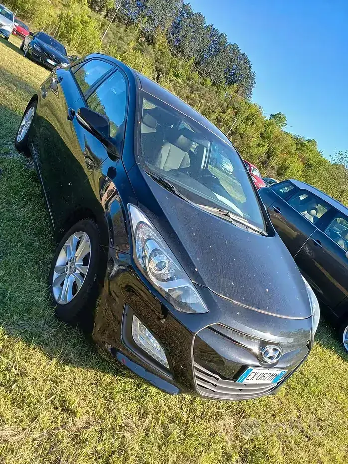 Usata Hyundai i30 110 CV (80 kW) 2014 Nero Berlina