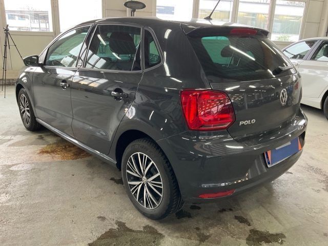 Usato 2017 VW Polo 1.0 Benzin 60 CV (12.985 €)