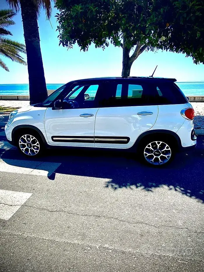 Usata Fiat 500L Trekking 85 CV (62 kW) 2015 Bianco Monovolume