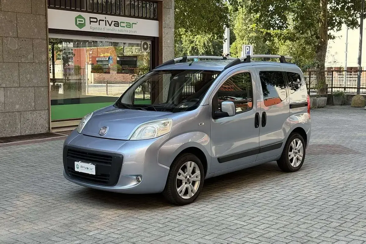 Usata Fiat Qubo Dynamic 77 CV (56 kW) 2010 Blu Monovolume