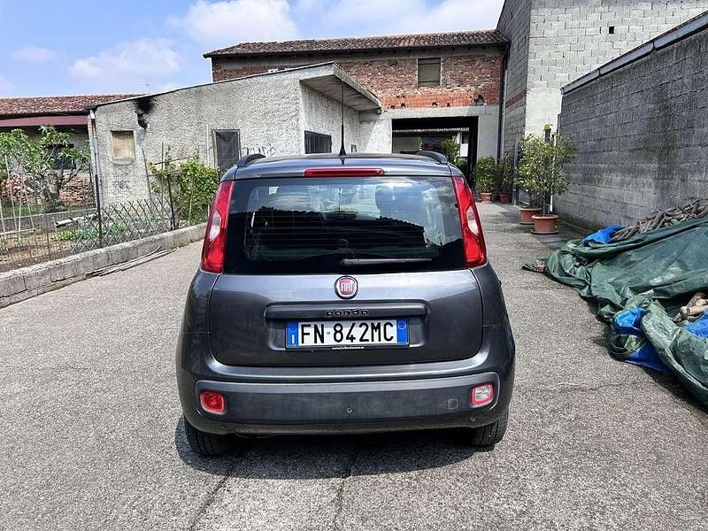 Usata Fiat Panda 69 CV (50 kW) 2018 Grigio Utilitaria