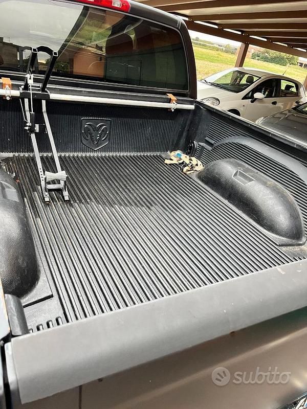 Usata Dodge Ram 235 CV (172 kW) 2002 Nero Pick-up