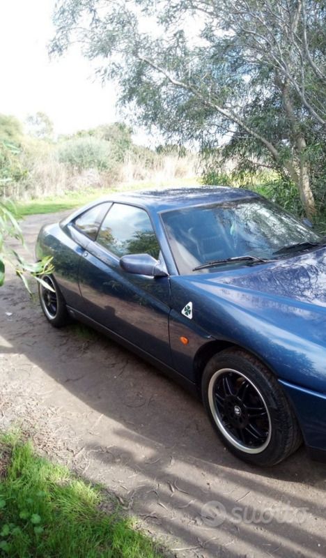 Blu Usata 1997 Alfa Romeo GTV Coupé | 4900 € - Immagine 1/4