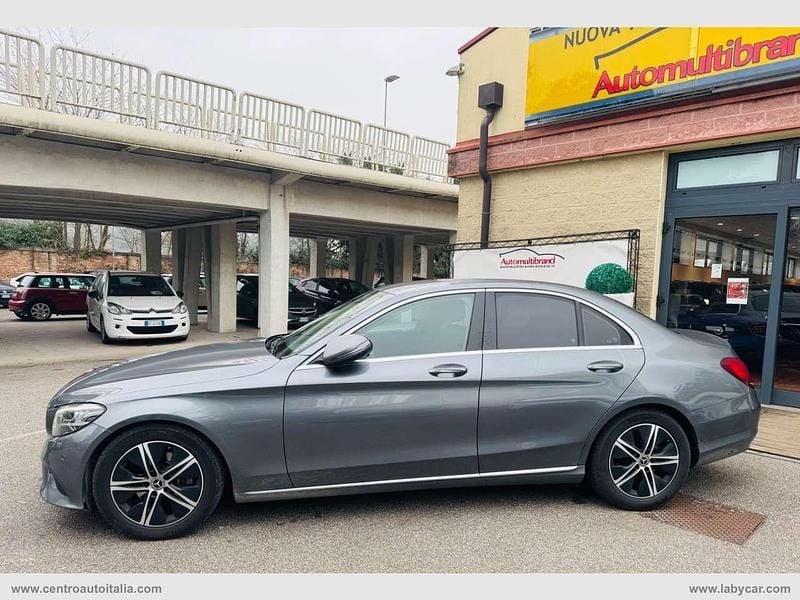 Usata Mercedes C180 Premium 194 CV (142 kW) 2020 Grigio Berlina