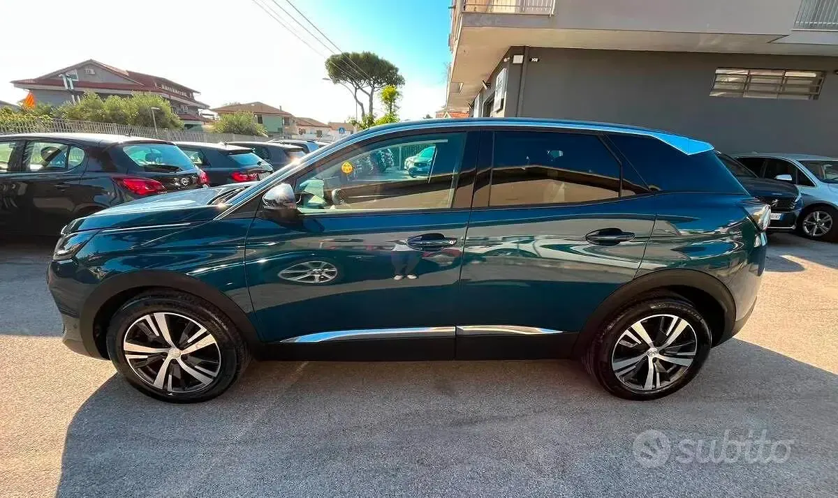 Usata Peugeot 3008 Allure 130 CV (95 kW) 2021 Blu SUV