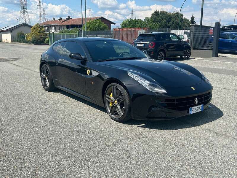 Usata Ferrari FF 659 CV (484 kW) 2013 Nero Station wagon