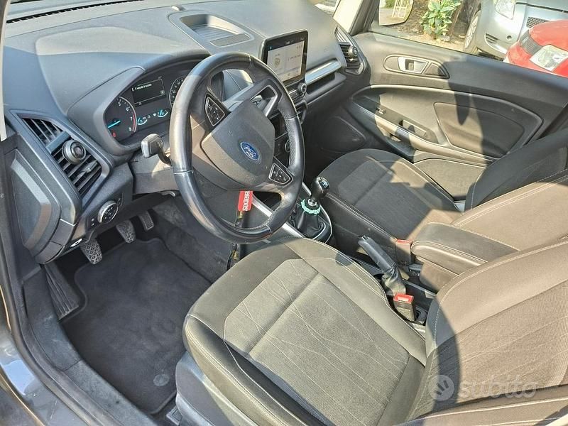 Usata Ford Ecosport 100 CV (73 kW) 2018 Grigio SUV