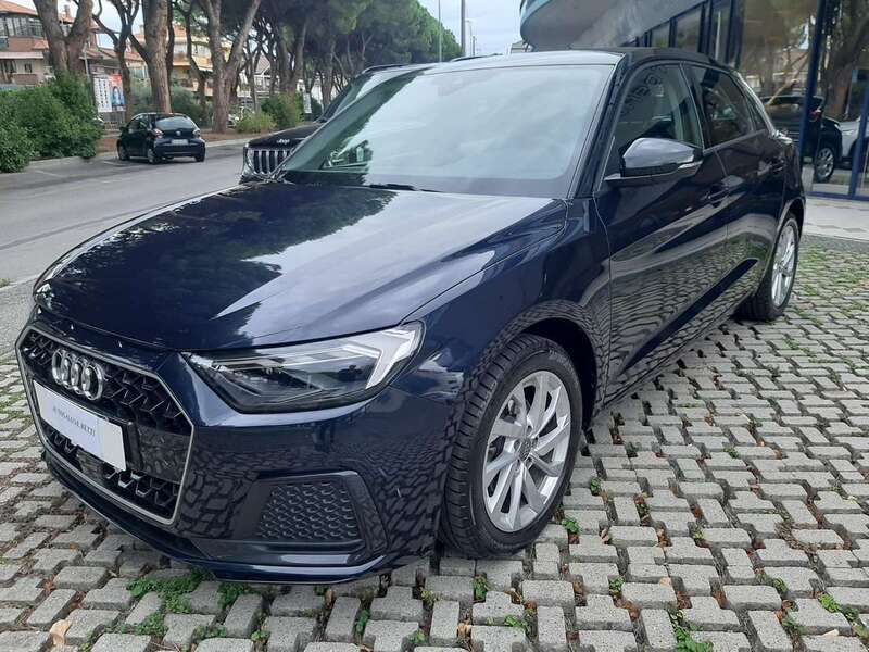 Blu/azzurro Usata 2019 Audi A1 Sportback Admired Due volumi | 19.890 € (Cara) - Immagine 1/4