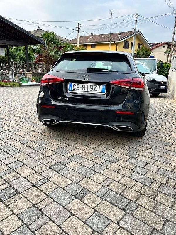 Usata Mercedes A200 150 CV (110 kW) 2020 Nero Berlina