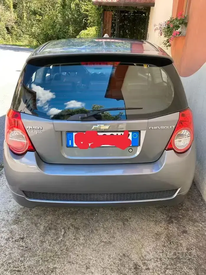 Usata Chevrolet Aveo 84 CV (61 kW) 2011 Grigio Berlina