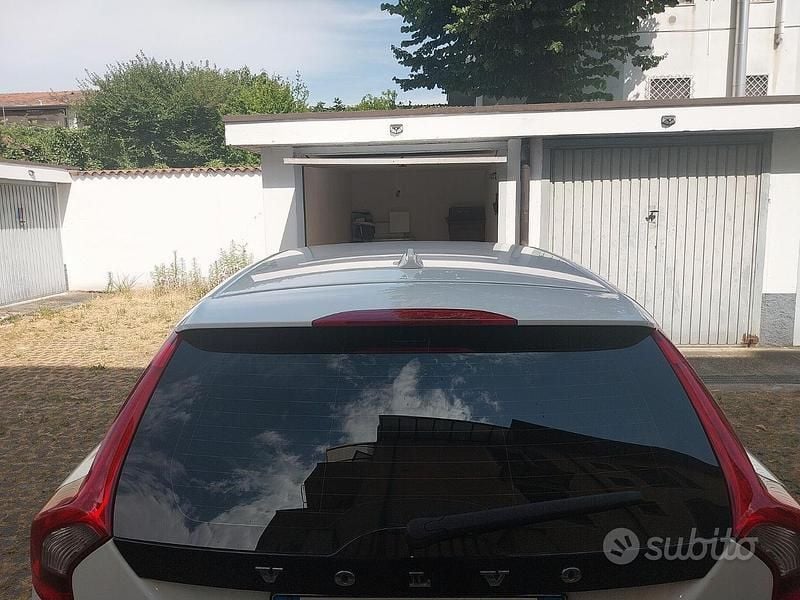 Usata Volvo V60 115 CV (84 kW) 2013 Bianco Station wagon