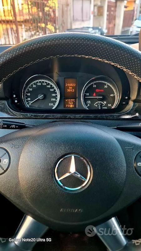 Usata Mercedes Viano 224 CV (164 kW) 2011 Monovolume