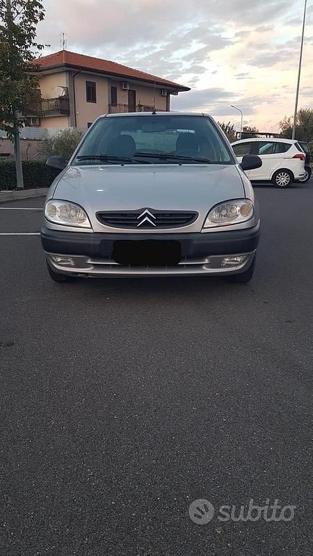Usata Citroën Saxo 60 CV (44 kW) 2000 Grigio Utilitaria