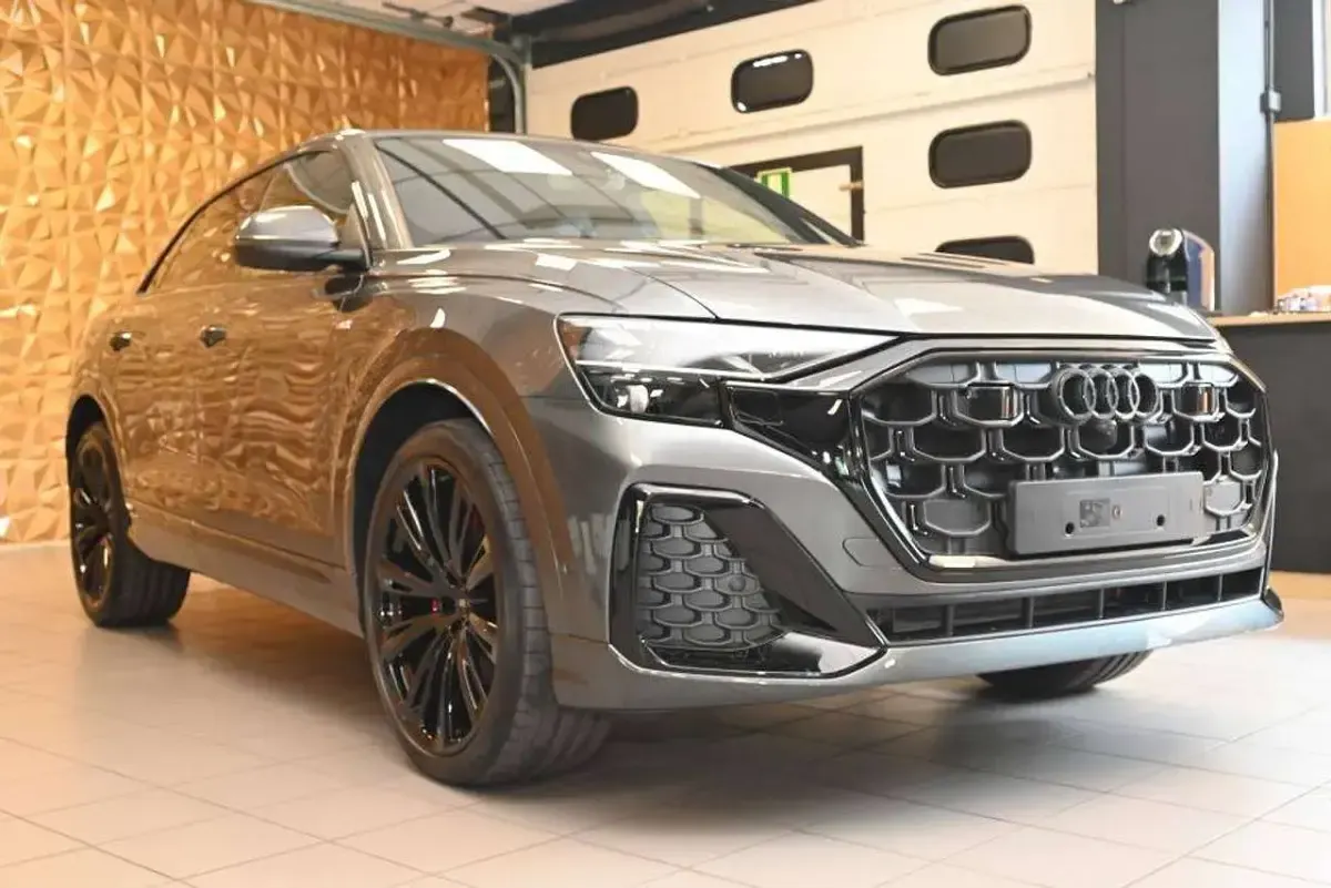 Nuova Audi Q8 Ambiente 286 CV (210 kW) 2026 Grigio daytona/pelle rs plus SUV