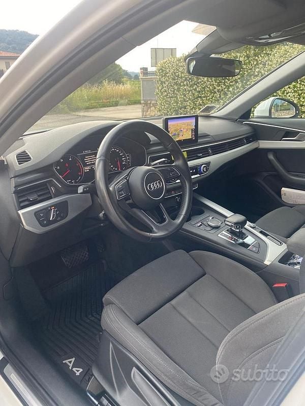 Usata Audi A4 Sport 122 CV (89 kW) 2018 Bianco Station wagon