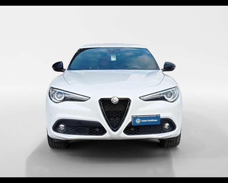 Usata Alfa Romeo Stelvio Ti 209 CV (153 kW) 2022 Bianco SUV