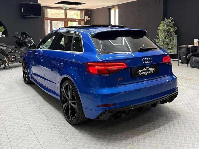 Usata Audi RS3 Ambiente 400 CV (294 kW) 2020 Blu/azzurro Berlina