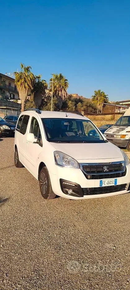 Usata Peugeot Partner 99 CV (72 kW) 2016 Bianco Monovolume