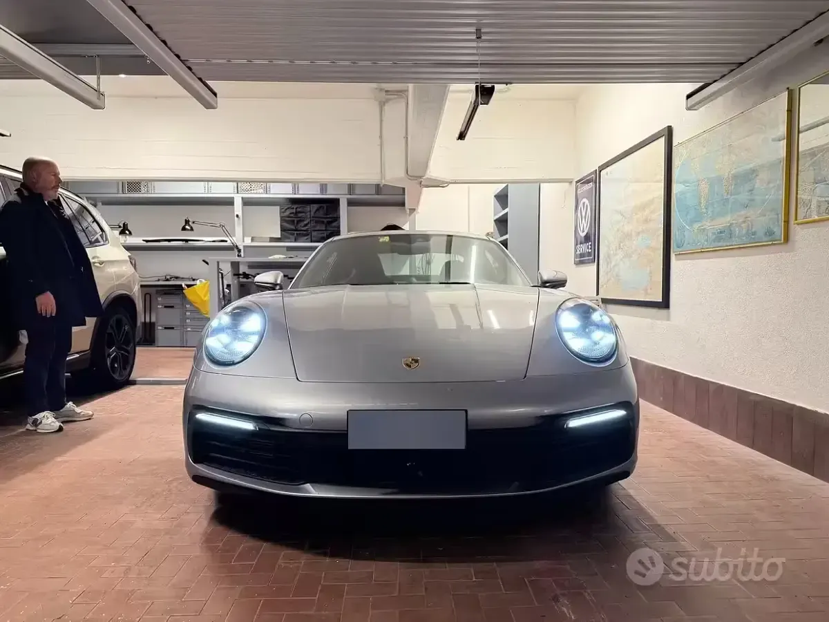 Usata Porsche 911 Carrera 4S 450 CV (330 kW) 2022 Grigio Coupé
