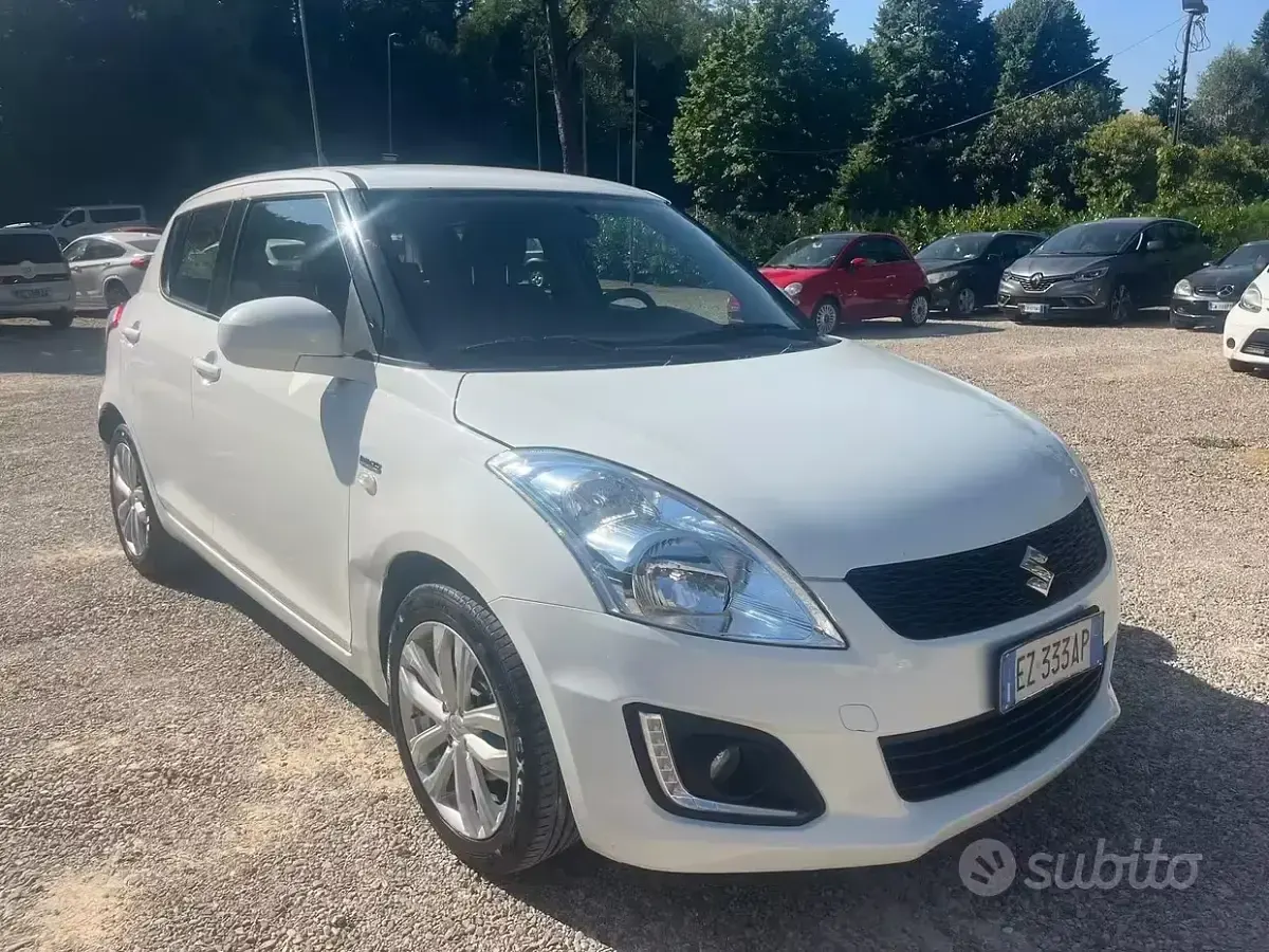 Usata Suzuki Swift Cool 75 CV (55 kW) 2015 Bianco Utilitaria