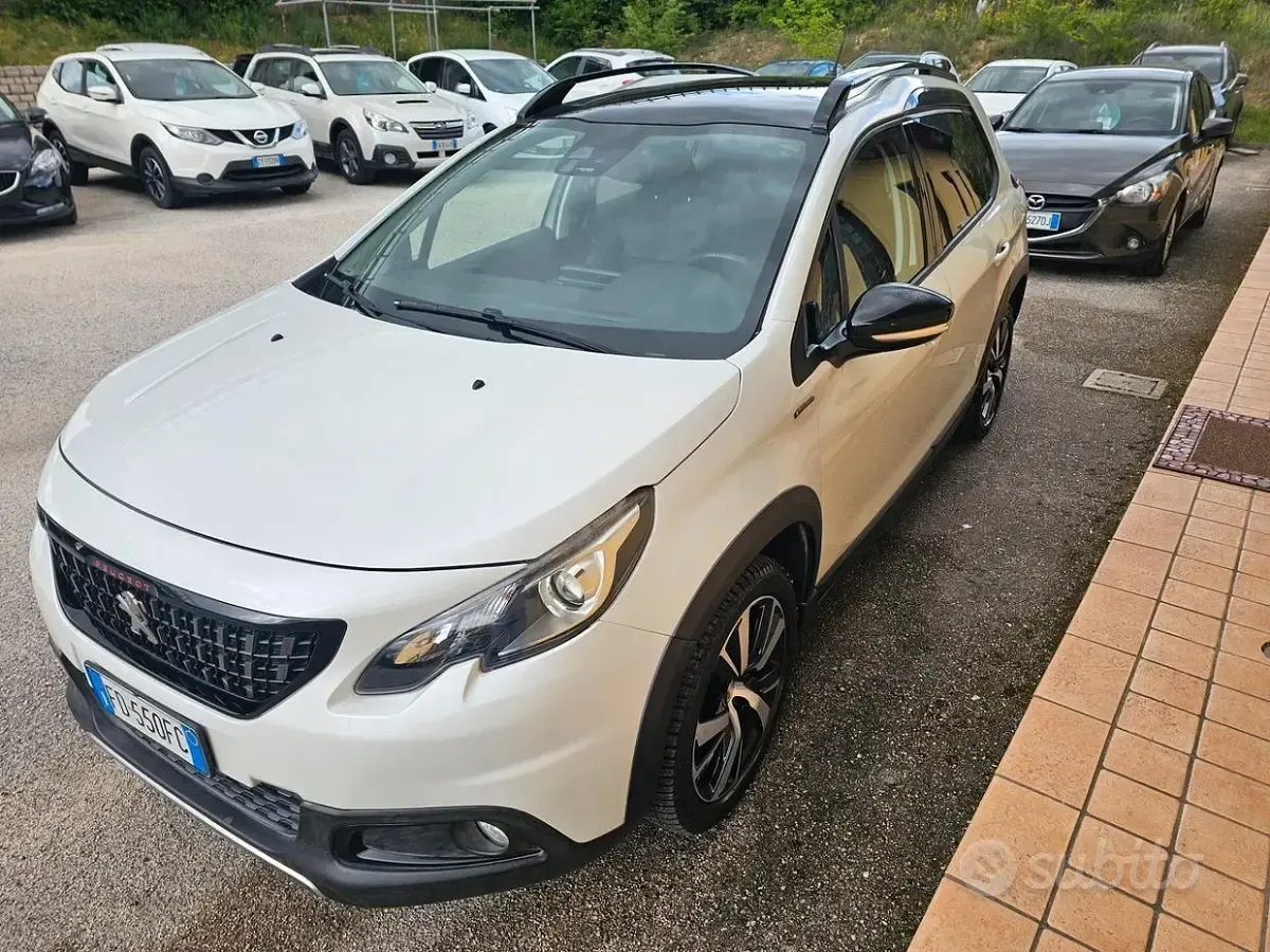 Usata Peugeot 2008 GT-line 110 CV (80 kW) 2016 Bianco SUV