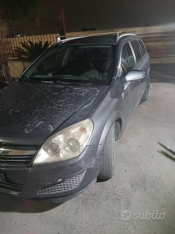 Usata Opel Astra 2007 Grigio Station wagon