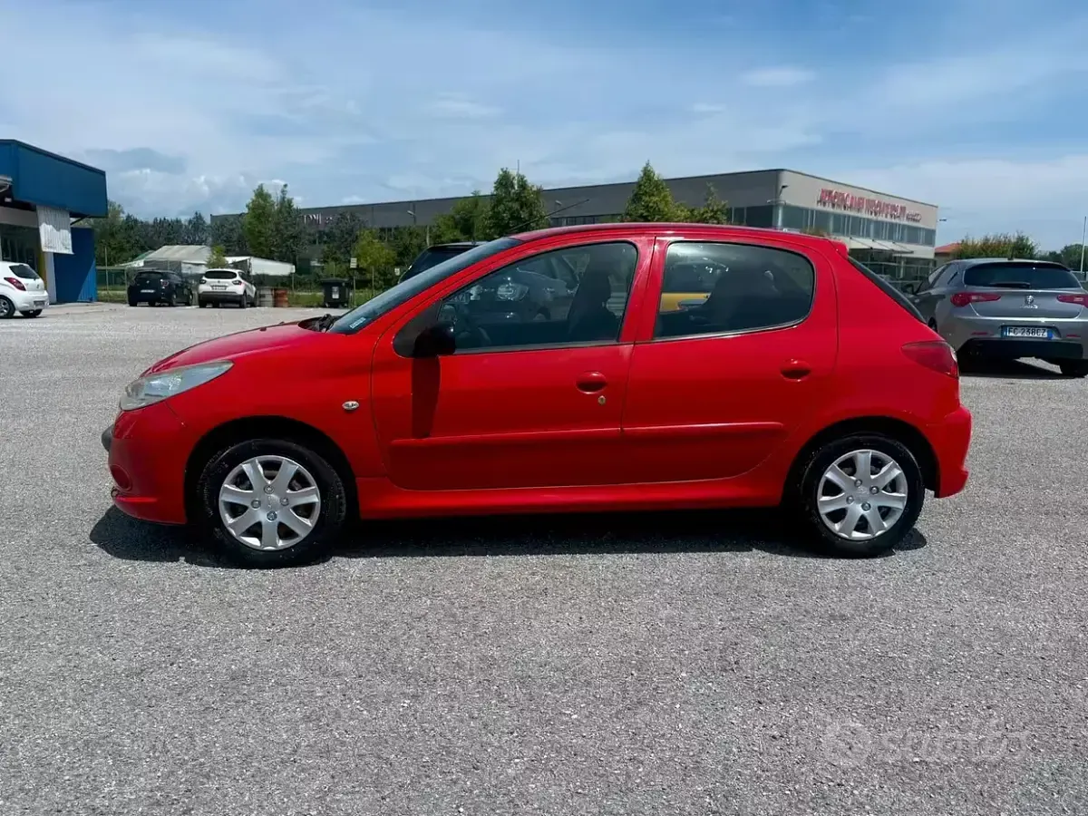 Usata Peugeot 206 57 CV (41 kW) 2010 Rosso Berlina