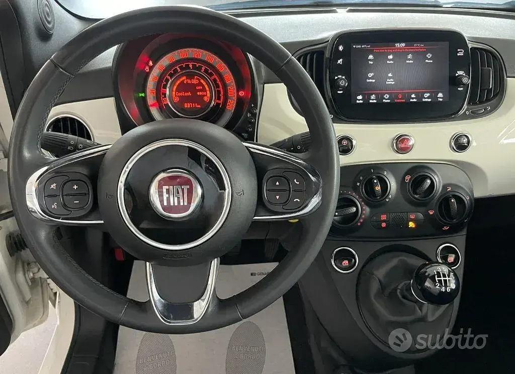 Usata Fiat 500 Club 69 CV (50 kW) 2022 Bianco Utilitaria