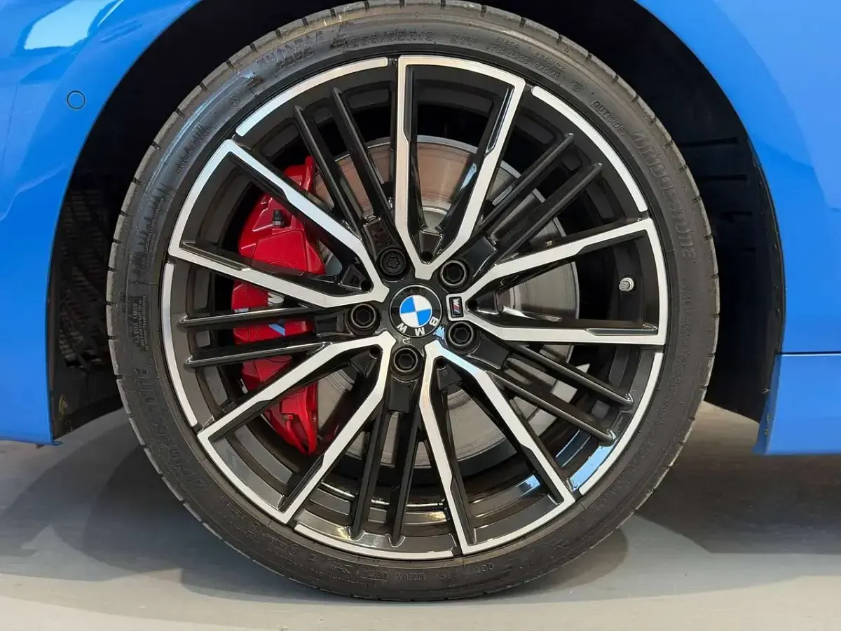 Usata BMW 128 265 CV (194 kW) 2023 Misano blau metallic Berlina