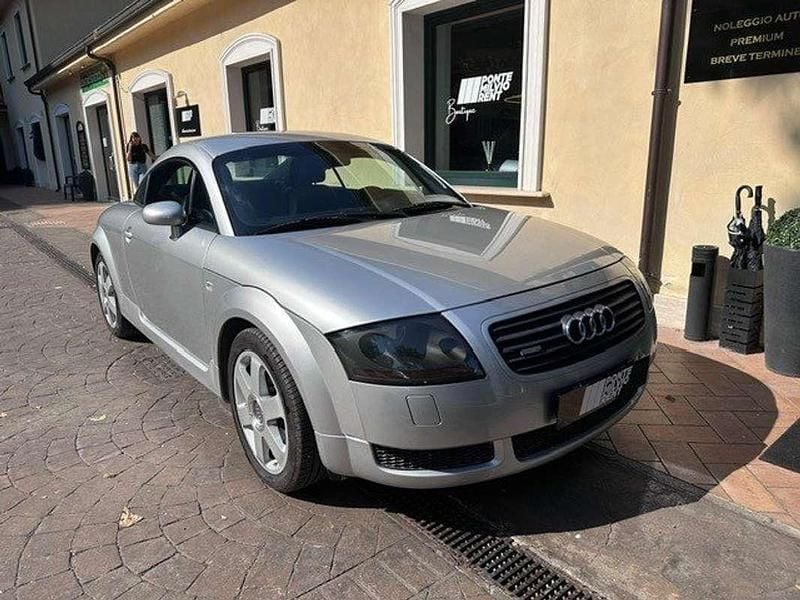 Usata 2004 Audi TT Ambiente Coupé | 10.900 € (Ottimo prezzo) - Immagine 1/4