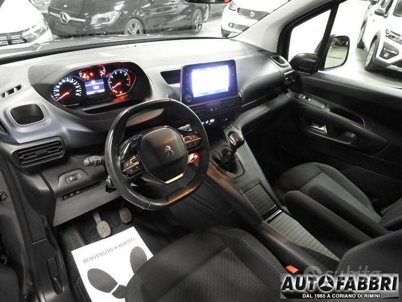Usata Peugeot Rifter Allure 110 CV (80 kW) 2019 Grigio Monovolume