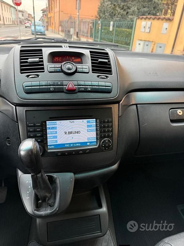 Usata Mercedes Viano 204 CV (150 kW) 2009 Nero Monovolume