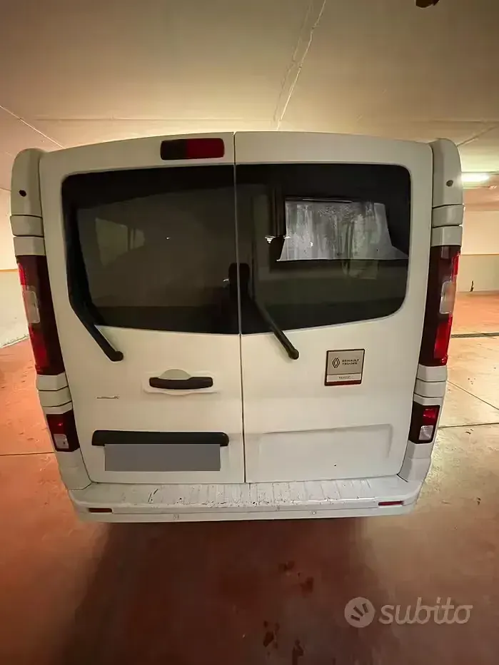 Usata Renault Trafic 150 CV (110 kW) 2026 Bianco Monovolume