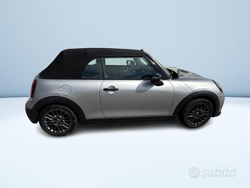Usata Mini Cooper Cabriolet Classic 163 CV (119 kW) 2025 Argento Cabrio