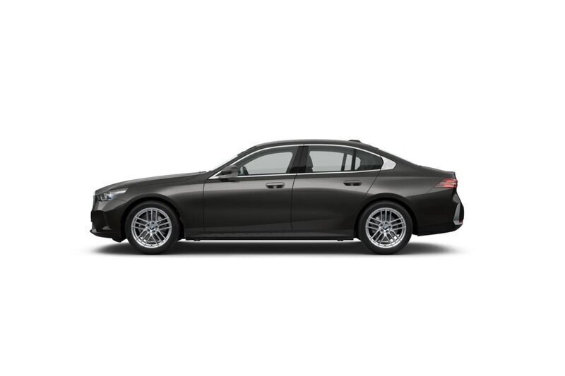 Usato 2023 BMW 520 2.0 El_Hybrid 197 CV (88.944 €)