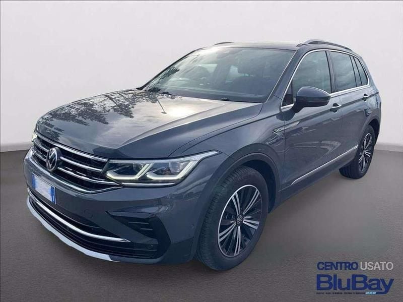 Grigio Usata 2021 VW Tiguan Life SUV | 25.900 € (Buon prezzo) - Immagine 1/4