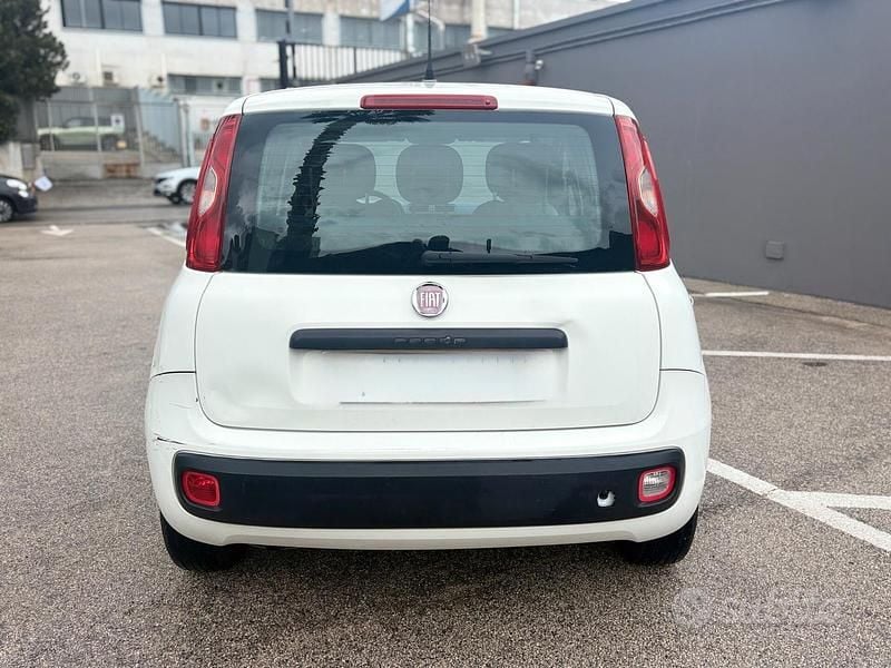 Usata Fiat Panda Pop 69 CV (50 kW) 2012 Bianco Berlina