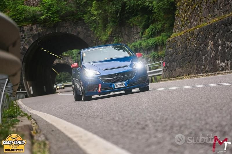Usata Opel Corsa OPC 2017 Blu Utilitaria