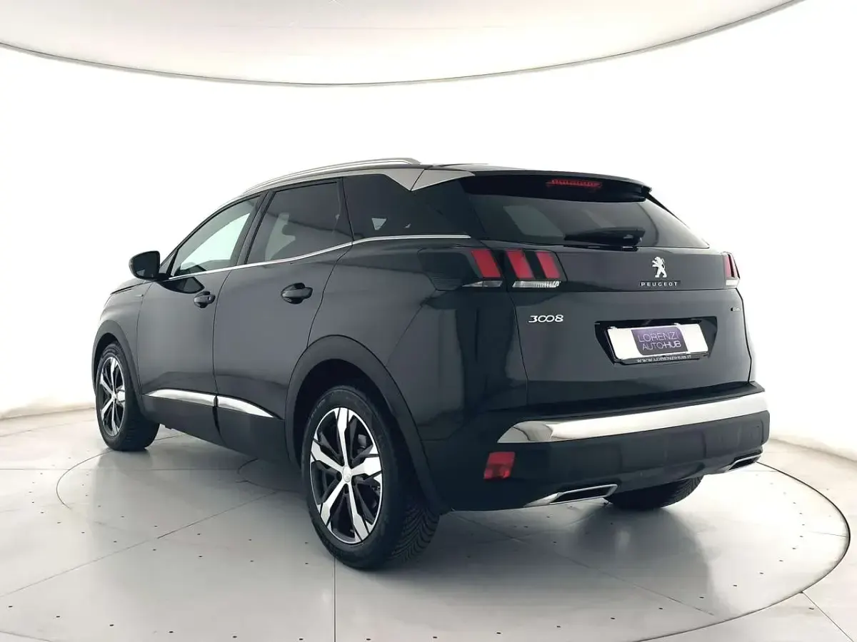 Usata Peugeot 3008 GT-line 131 CV (96 kW) 2020 Grigio scuro metallizzato SUV