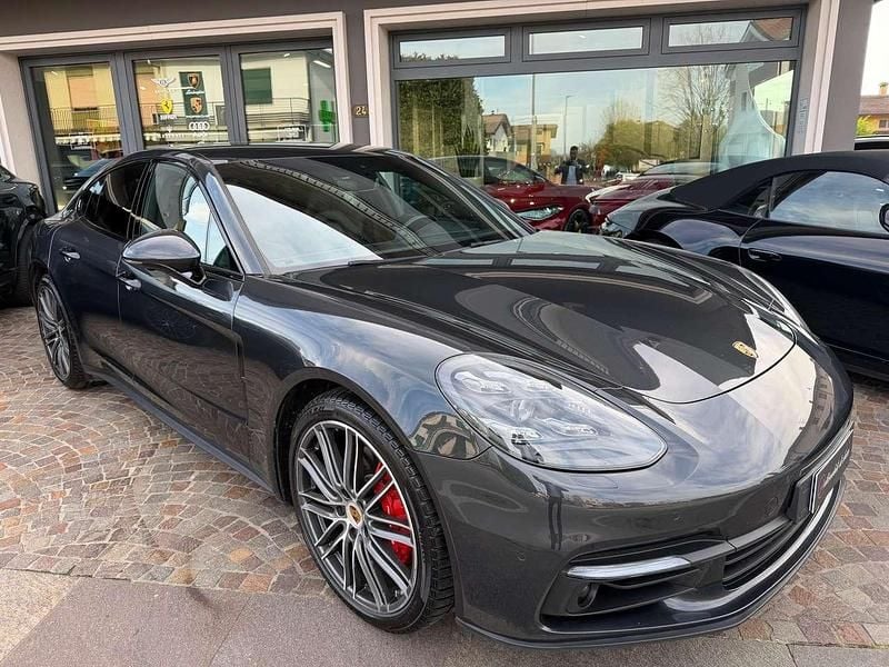 Usata Porsche Panamera Sport 421 CV (309 kW) 2016 Grigio vulcano metallizzato Utilitaria