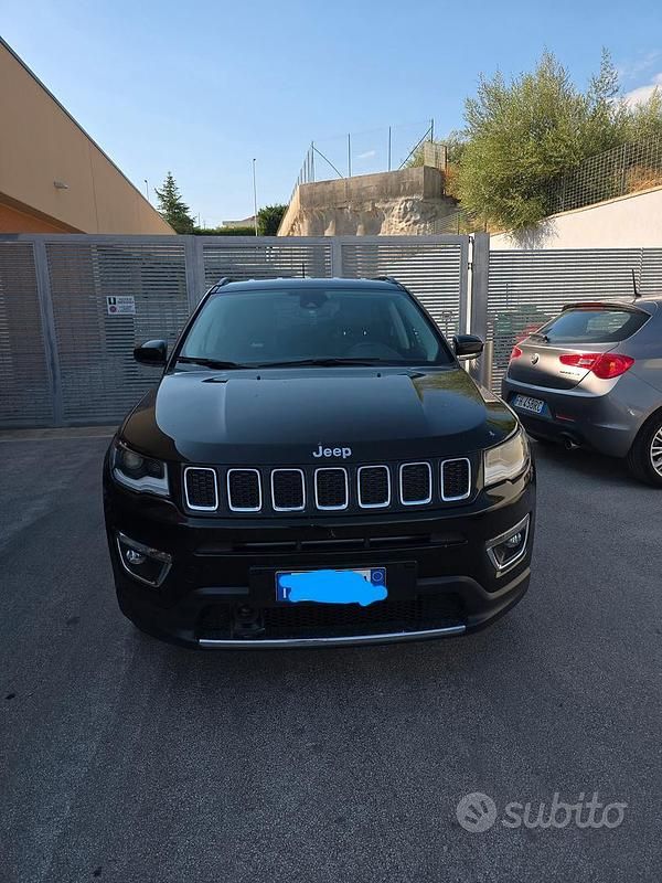 Usata Jeep Compass 120 CV (88 kW) 2019 Nero SUV