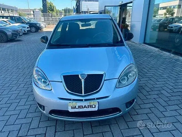 Usata Lancia Ypsilon S 69 CV (50 kW) 2011 Grigio Utilitaria