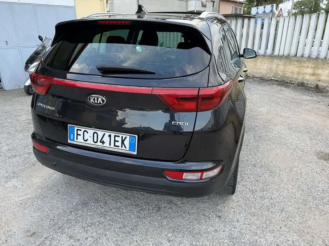 Usata Kia Sportage 116 CV (85 kW) 2016 Nero SUV